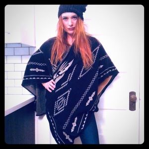 Wrap with tribal print. Never worn!